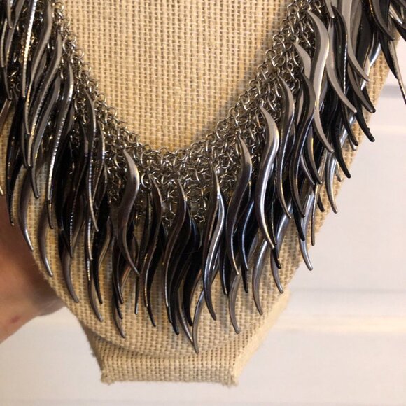 Gotic style statement Necklace with multicolored metal - Picture 4 of 4